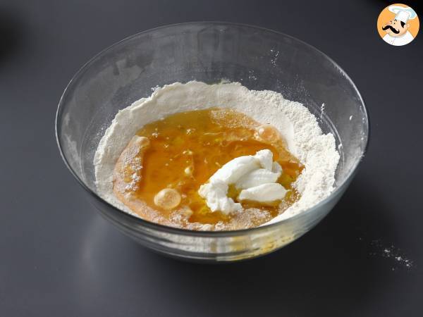 Skinka, oliver och soltorkad tomatkaka med skyr - Beredning steg 2