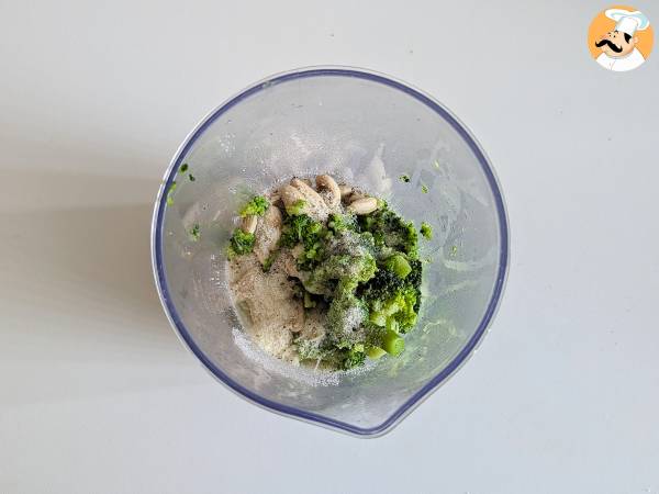 Krämig pasta med broccoli och mandel: en lättlagad och smakrik rätt - Beredning steg 4