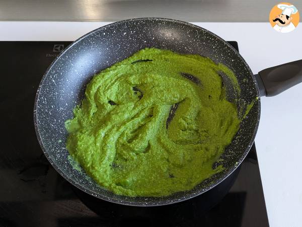 Krämig pasta med broccoli och mandel: en lättlagad och smakrik rätt - Beredning steg 7
