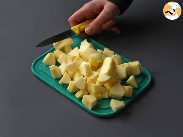 Chokladäpple fudge, en superenkel dessert att göra med bara 2 ingredienser! - Beredning steg 1