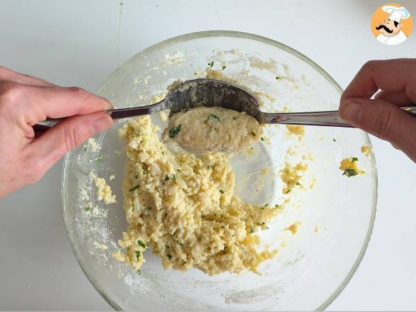 Blomkålsköttbullar i luftfryser: det ekonomiska och vegetariska receptet - Beredning steg 6