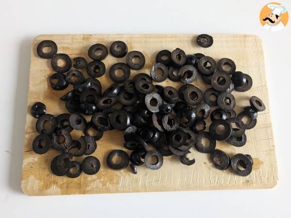 Pasta med olivsås: ekonomisk, välsmakande och lätt att laga! - Beredning steg 1