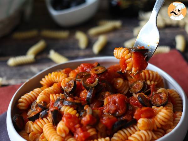 Pasta med olivsås: ekonomisk, välsmakande och lätt att laga! - Beredning steg 7