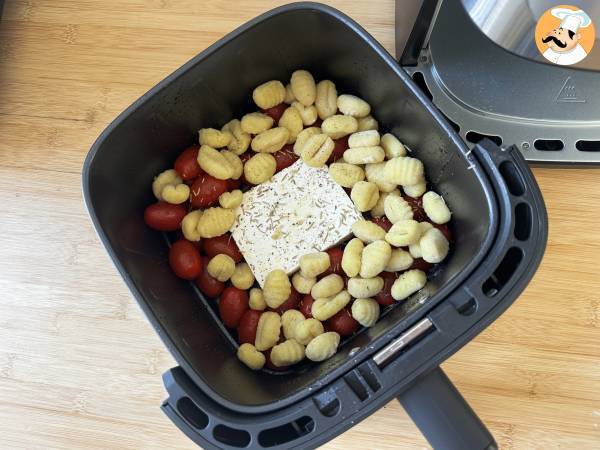 Bakad feta gnocchi med Airfryer, en supersnabb rätt med körsbärstomater och feta! - Beredning steg 2