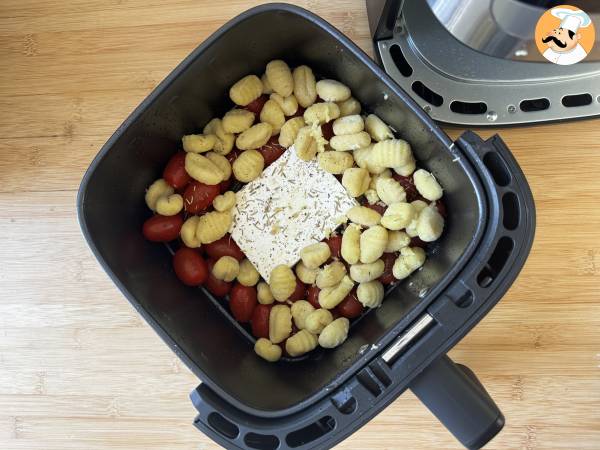 Bakad feta gnocchi med Airfryer, en supersnabb rätt med körsbärstomater och feta! - Beredning steg 3