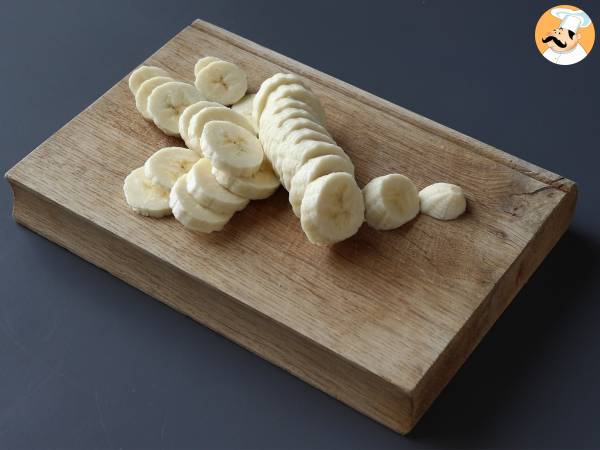 Minibarer med banan, jordnötssmör och choklad, mycket goda utan tillsatt socker - Beredning steg 1