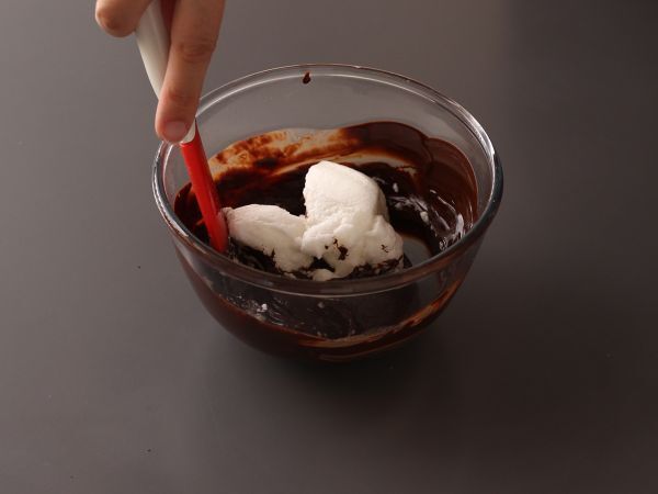 Den perfekta chokladmoussen, ultra gourmet med en hint av salt - Beredning steg 4