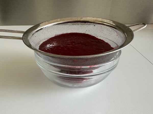 Så här gör du en enkel och perfekt bärcoulis - Beredning steg 3