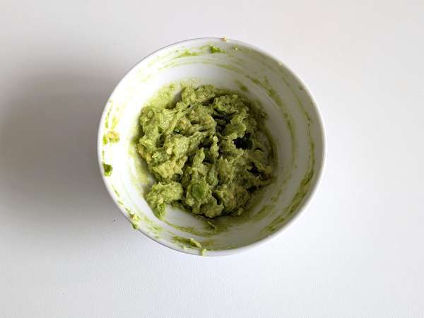 Avokado toast med mango och lime: ett fräscht, snabbt och gott recept - Beredning steg 2