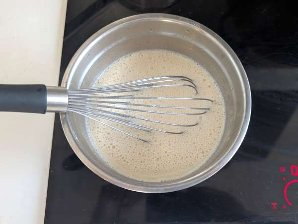 Snabb och enkel äggkräm - Beredning steg 3