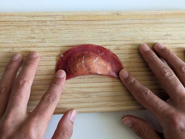 Tortelloni di bresaola fylld med rucola och ricottaost: välsmakande och klar på 10 minuter! - Beredning steg 5