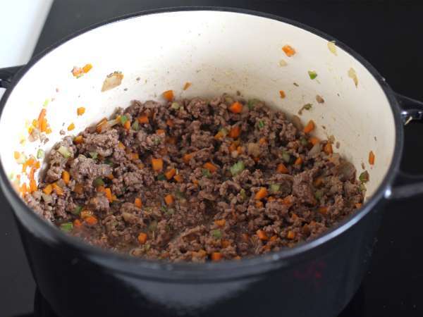 Hemlagad bolognesesås - ragù alla bolognese - Beredning steg 3