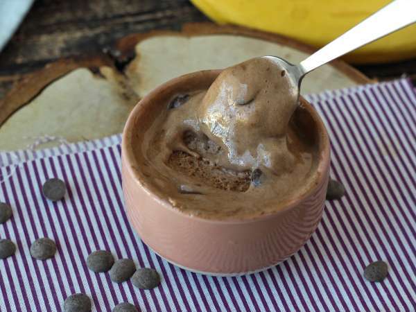 Chokladglass med superprotein från vassle, klar på 5 minuter! - Beredning steg 4