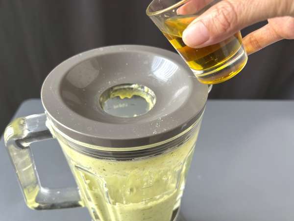 Zucchini- och grön äpplekräm med yoghurt klar på 30 minuter - Beredning steg 6