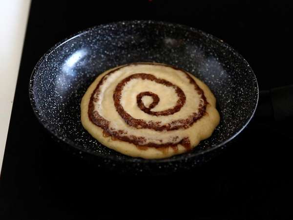 Pannkakor med kanelbullar, för dem som älskar kanel - Beredning steg 6