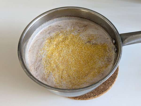 Perfekt krämig polenta: enkelt recept på en mjuk och välsmakande maträtt - Beredning steg 2