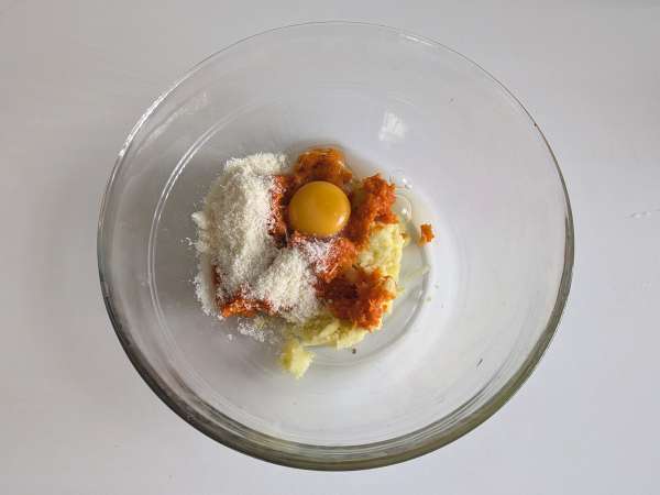 Hemlagad pumpa gnocchi: mjuk, delikat och perfekt för hösten! - Beredning steg 4