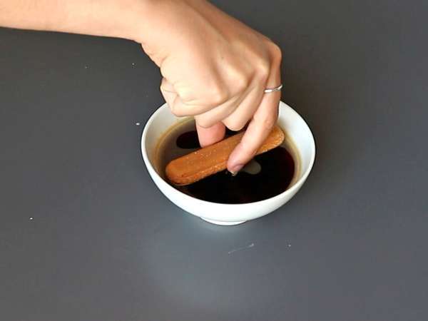 Tiramisu-formad stock utan form för kaffeälskare - Beredning steg 2