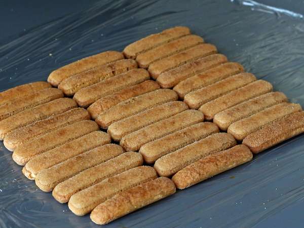 Tiramisu-formad stock utan form för kaffeälskare - Beredning steg 3