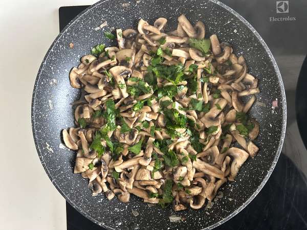 Spenat- och champinjonpannkakor - Beredning steg 6