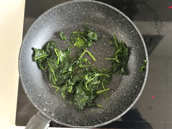 Spenat- och champinjonpannkakor - Beredning steg 7