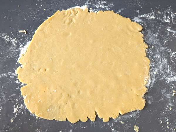 Jordgubbssylt Alla hjärtans dag-tårtor: romantiska hemlagade godisar - Beredning steg 3