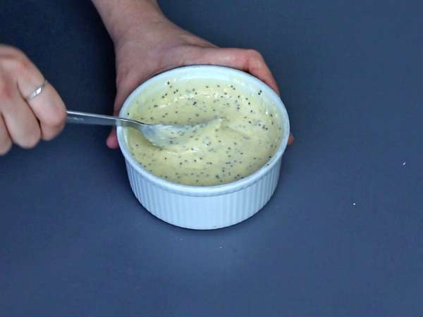 Superenkel proteinkaka med röd frukt - Beredning steg 2