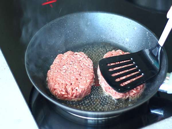 Cheeseburger, den berömda burgaren som alla älskar! - Beredning steg 2