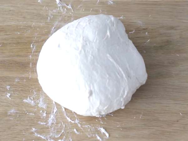 Fuktig Margherita-pizza - Beredning steg 6