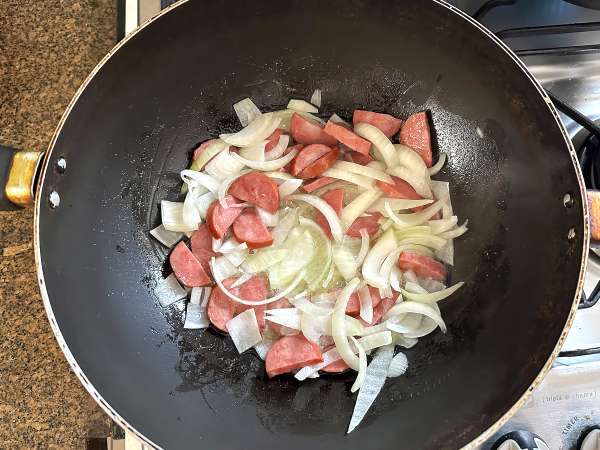 Gyllene pepperonifarofa med ägg och morot - Beredning steg 1