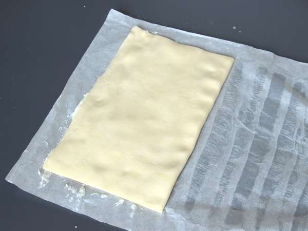 Flakiga ostsnurror med Airfryer - Beredning steg 3