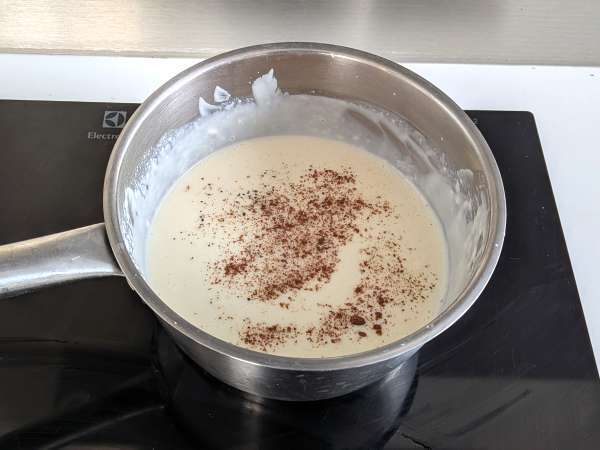 Laxlasagne med burrata och krämiga, knapriga pistagenötter - Beredning steg 4