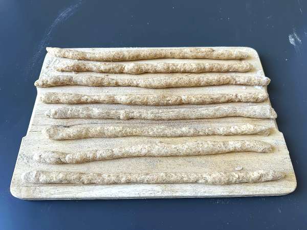 Hemlagad örtkryddad gressin: enkel att göra och super krispig! - Beredning steg 4