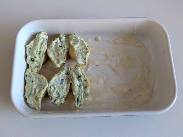 Conchiglioni fyllda med ricotta, zucchini och citron: krämig och gratinerad i ugnen - Beredning steg 7