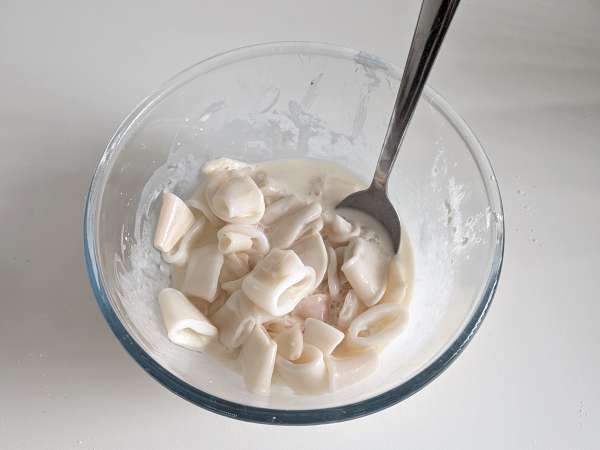 Bläckfiskringar i fritös krispiga och lätta - Beredning steg 4