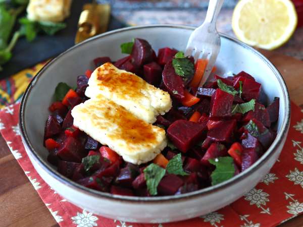 Rödbetssallad med grillad halloumi - Beredning steg 9