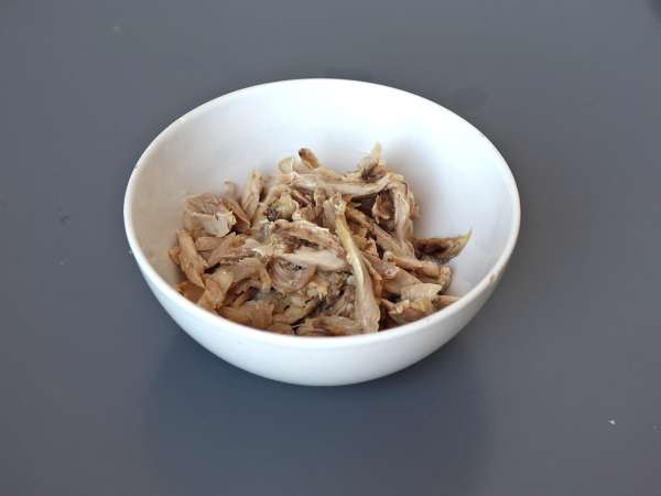 Kinesisk ångkokt kyckling med ingefära – otroligt mör och aromatisk - Beredning steg 7