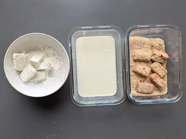 Krispiga tofunuggets och gröna bönor på thailändskt vis, tillagade i luftfritösen - Beredning steg 4