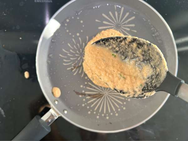 Salta pannkakor med koralllinser: ett enkelt recept rikt på protein - Beredning steg 6