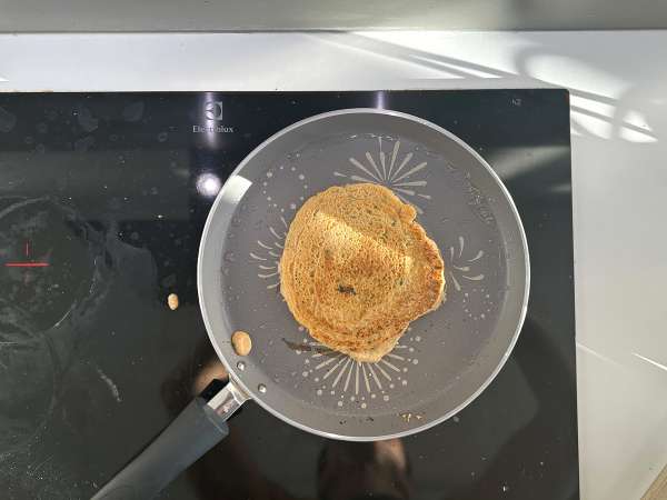 Salta pannkakor med koralllinser: ett enkelt recept rikt på protein - Beredning steg 8