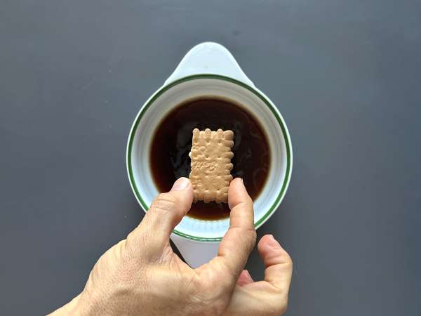Tiramisu med silkeslen tofu, utan mascarpone och utan ägg - Beredning steg 3