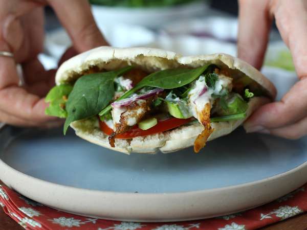 Kyckling-shawarma i luftfritösen, pitabröd och tahinisås - Beredning steg 8