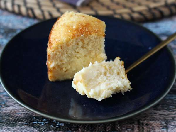Kokos- och kondenserad mjölk-flan, enkel och smältande - Beredning steg 7