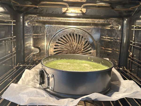 Quiche utan deg med spenat och gouda - Beredning steg 6