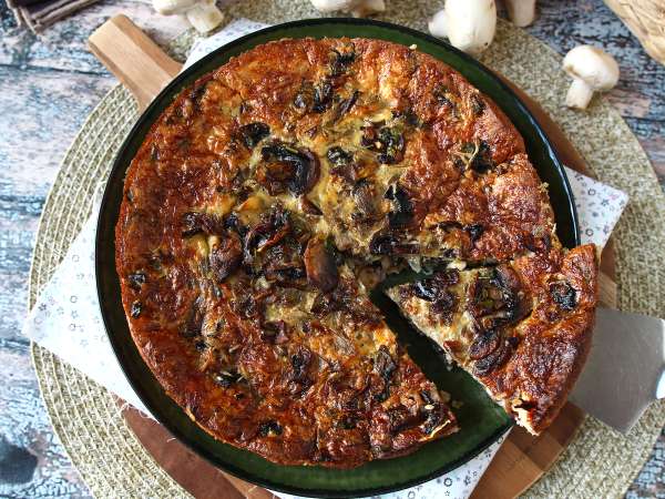 Paj utan pajskal med champinjoner, bacon och cottage cheese - Beredning steg 9