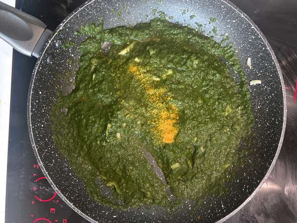 Palak tofu: indisk curry med spenat och tofu - Beredning steg 8