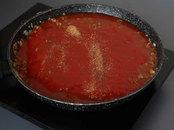 Lasagne med bolognesesås i stekpanna - Beredning steg 3