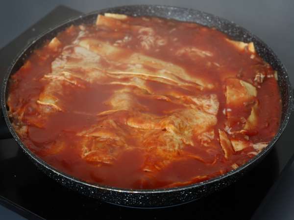 Lasagne med bolognesesås i stekpanna - Beredning steg 7