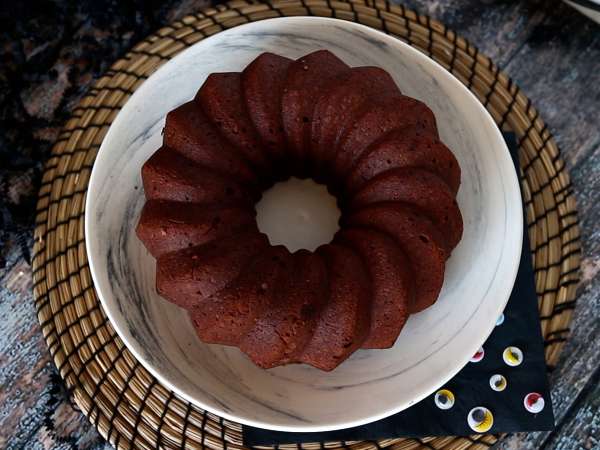 Halloween-Bundt-kaka med en djävulskt god glasyr - Beredning steg 6