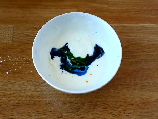 Halloween-Bundt-kaka med en djävulskt god glasyr - Beredning steg 7